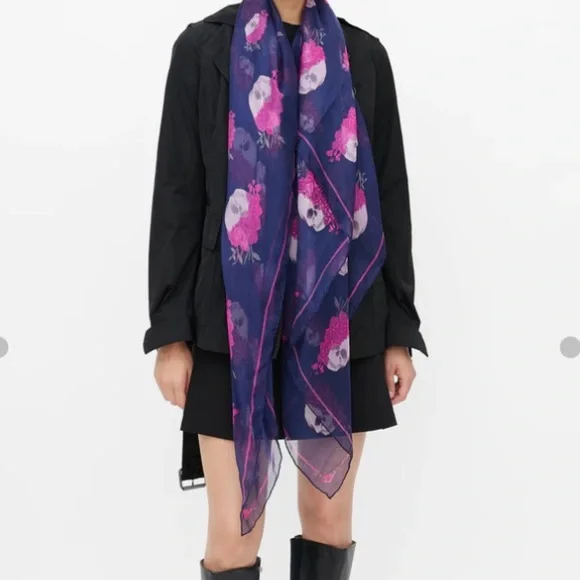 Alexander McQueen Skull Flower Silk Scarf